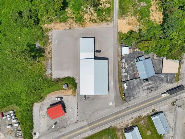 404 Beersheba Hwy, Mcminnville, TN 37110