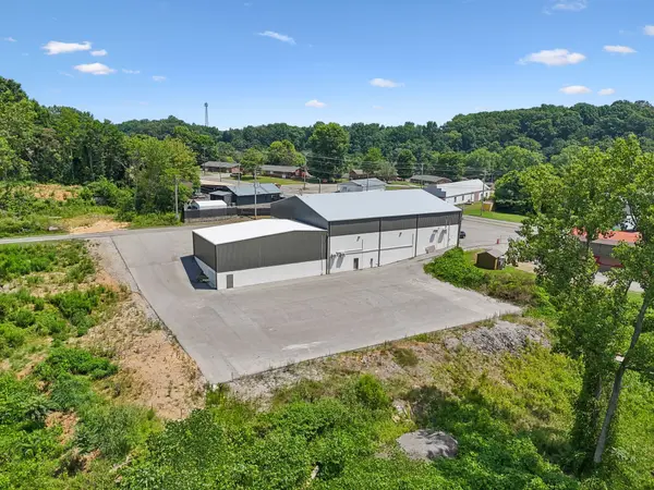 404 Beersheba Hwy, Mcminnville, TN 37110