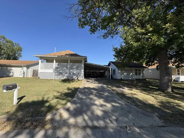 410 N Sycamore, Eureka, KS 67045