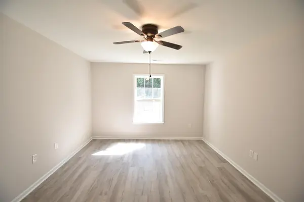 516 Campsen Villa Ct, Spartanburg, SC 29301