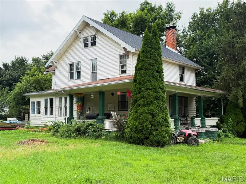 303 W Washington ST, Griggsville, IL 62340