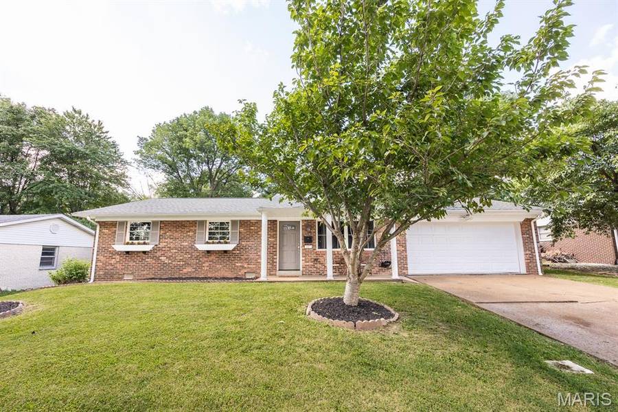 117 Williamsburg DR, Belleville, IL 62221