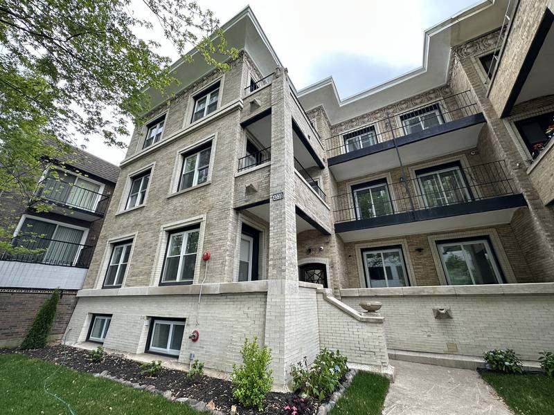 4338 N Clarendon AVE #GN, Chicago, IL 60613