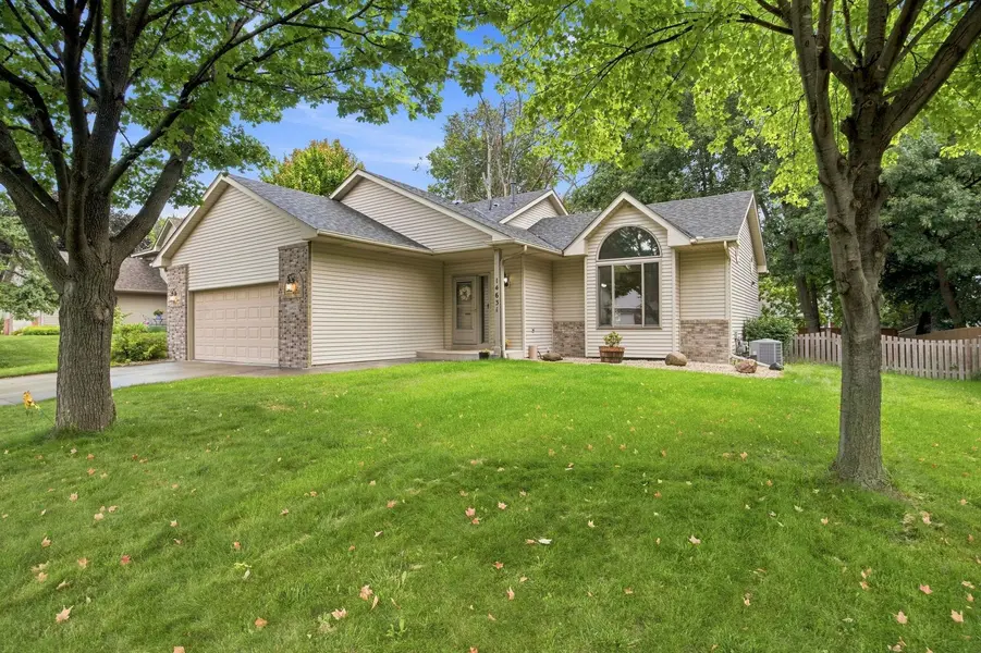 14631 Meadowood DR, Savage, MN 55378