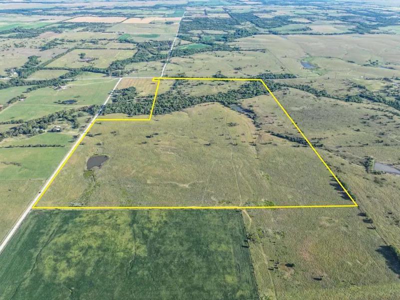 504 SW Hunter Rd, Towanda, KS 67144