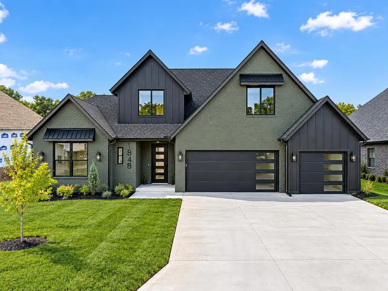 1848 E Skyline AVE, Ozark, MO 65721