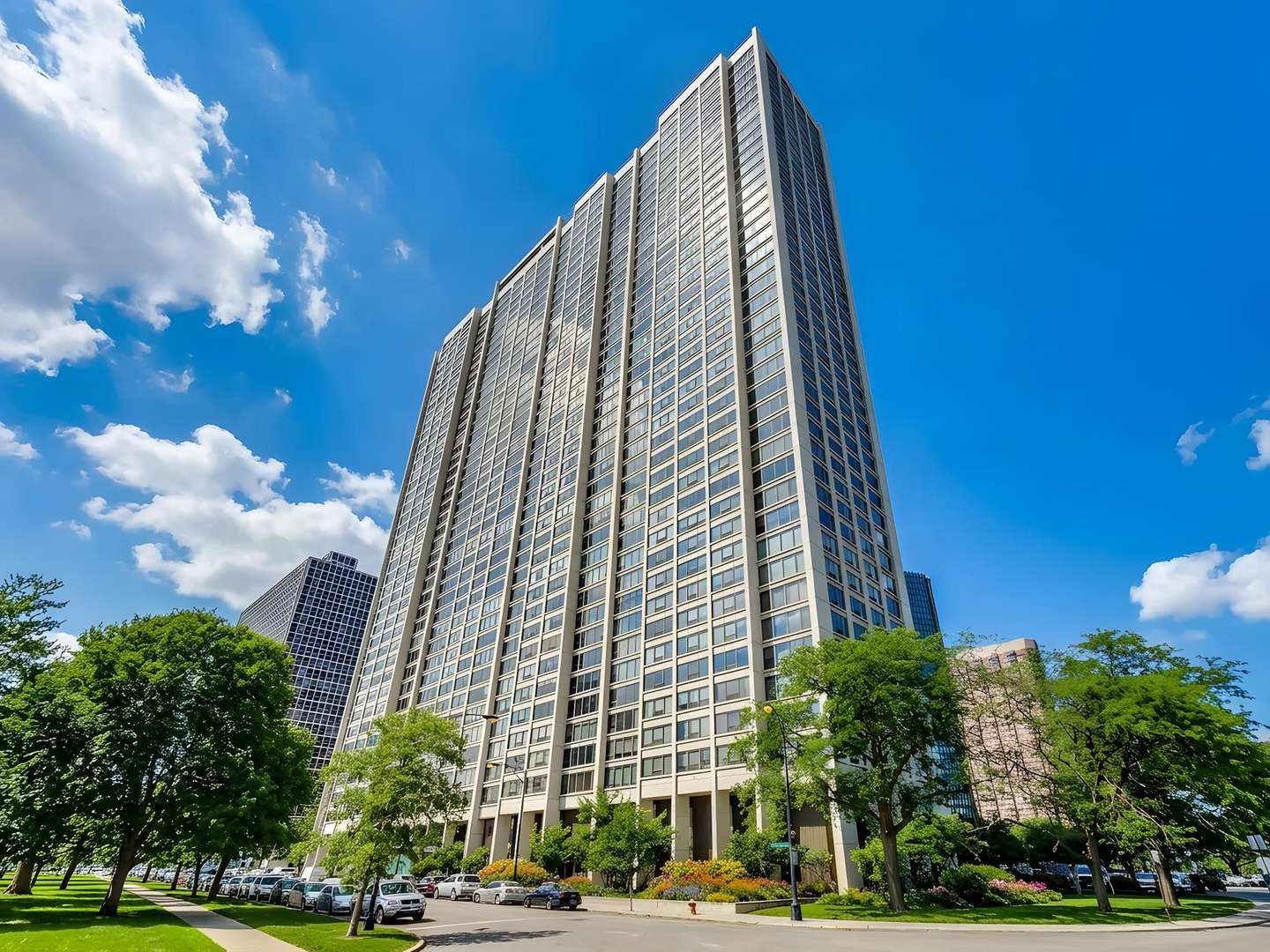 2800 N Lake Shore DR #2505, Chicago, IL 60657