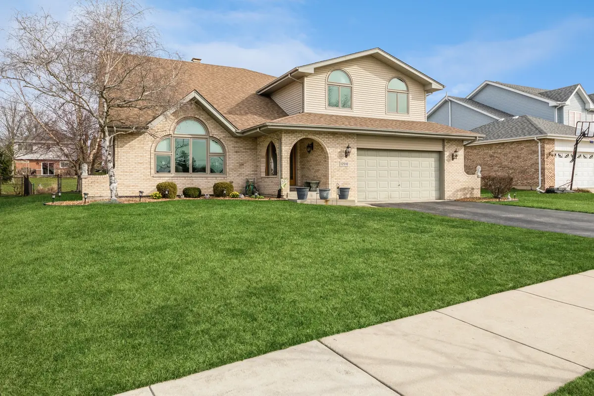 12510 Yorkshire DR, Homer Glen, IL 60491