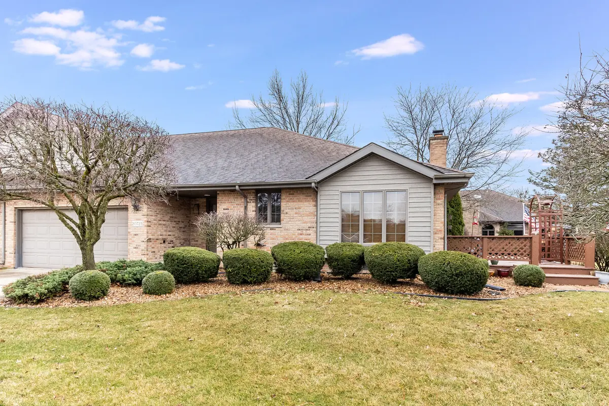 20723 HUNT CLUB DR #20723, Frankfort, IL 60423