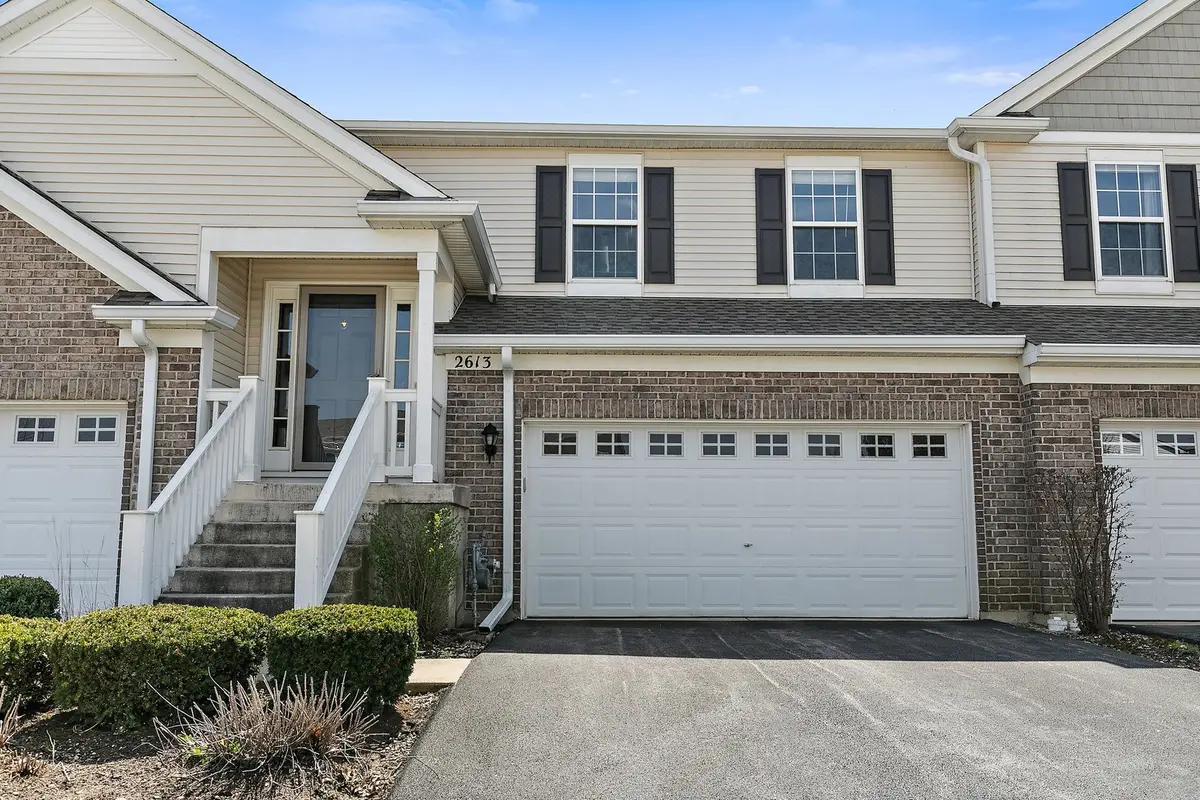2613 Christie DR #2613, Algonquin, IL 60102