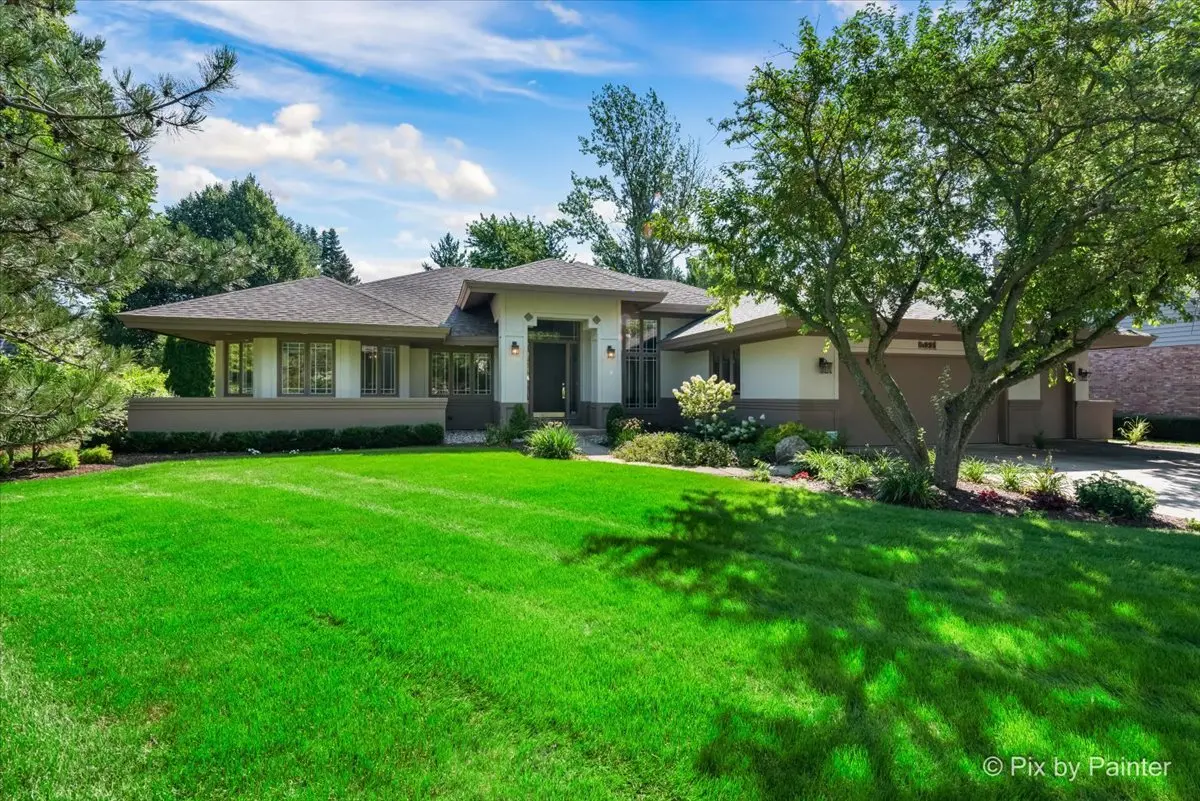 8s221 Aintree DR, Naperville, IL 60540