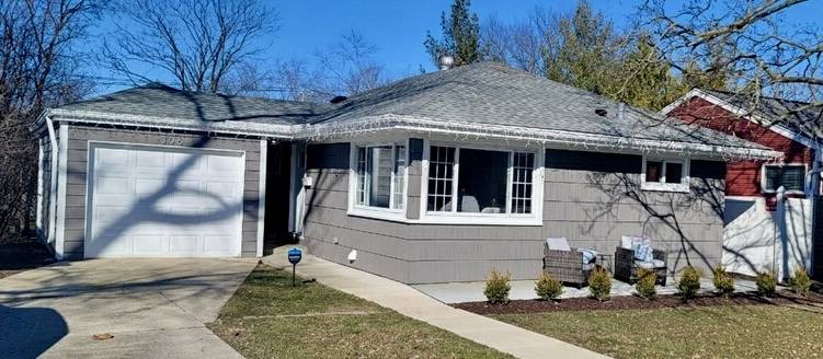 306 Lincoln AVE, Downers Grove, IL 60515