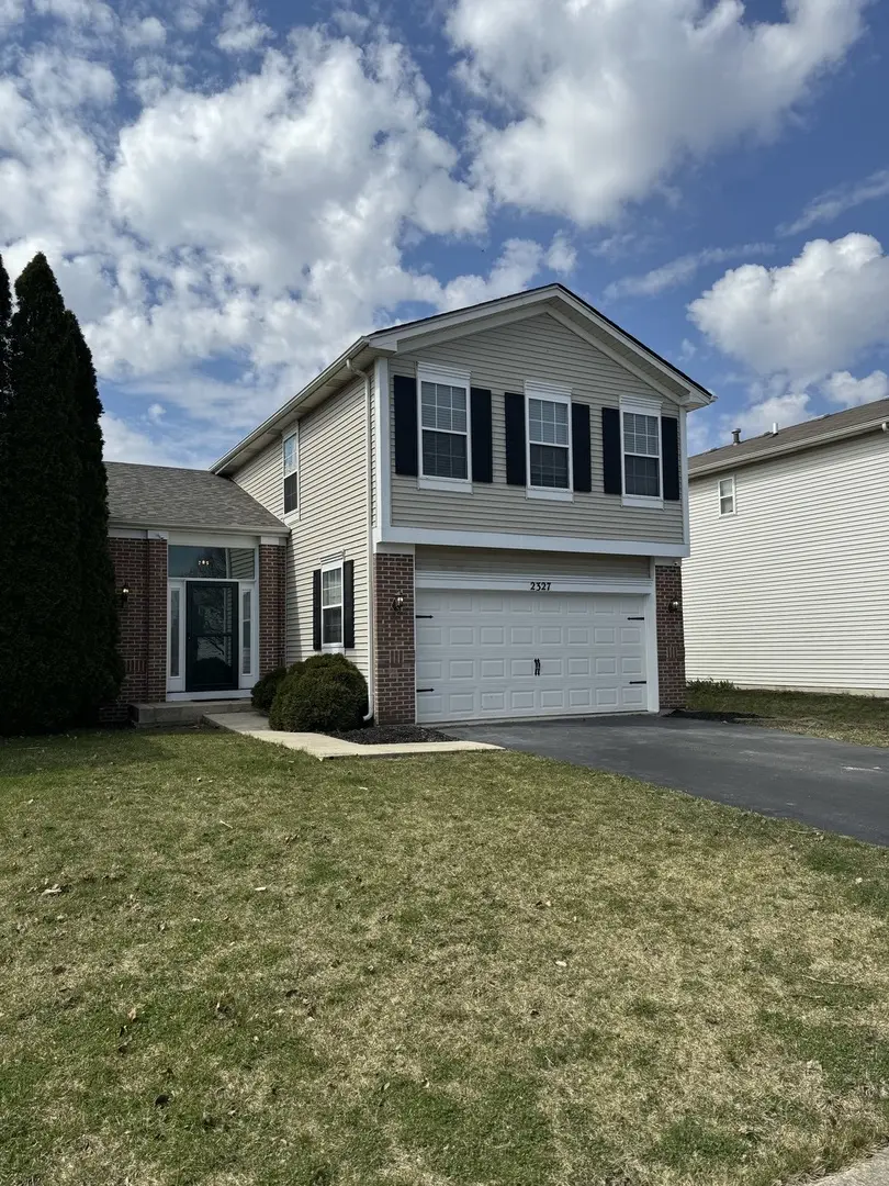 2327 Carpenter AVE, Plainfield, IL 60586