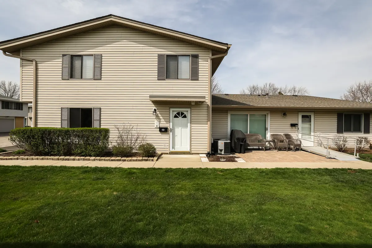 1116 Stoughton CT #0, Schaumburg, IL 60194
