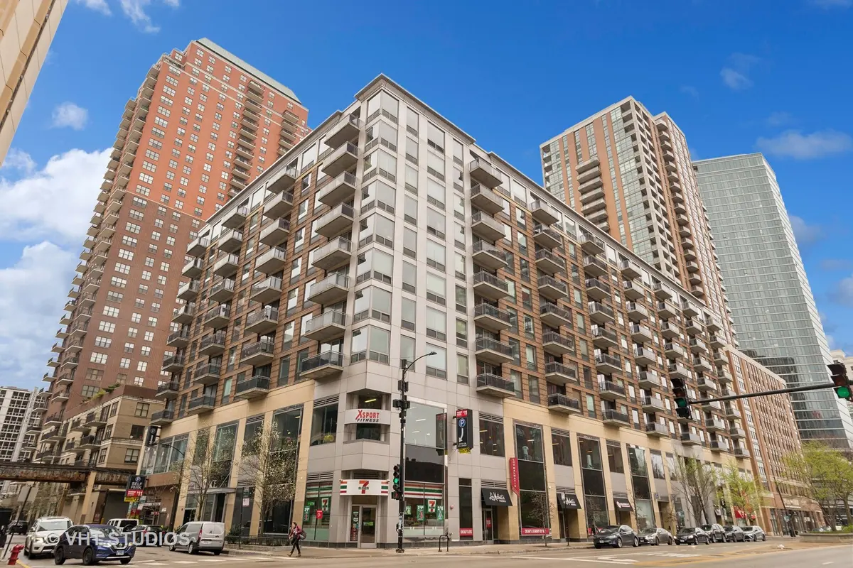 1 E 8th ST #708, Chicago, IL 60605