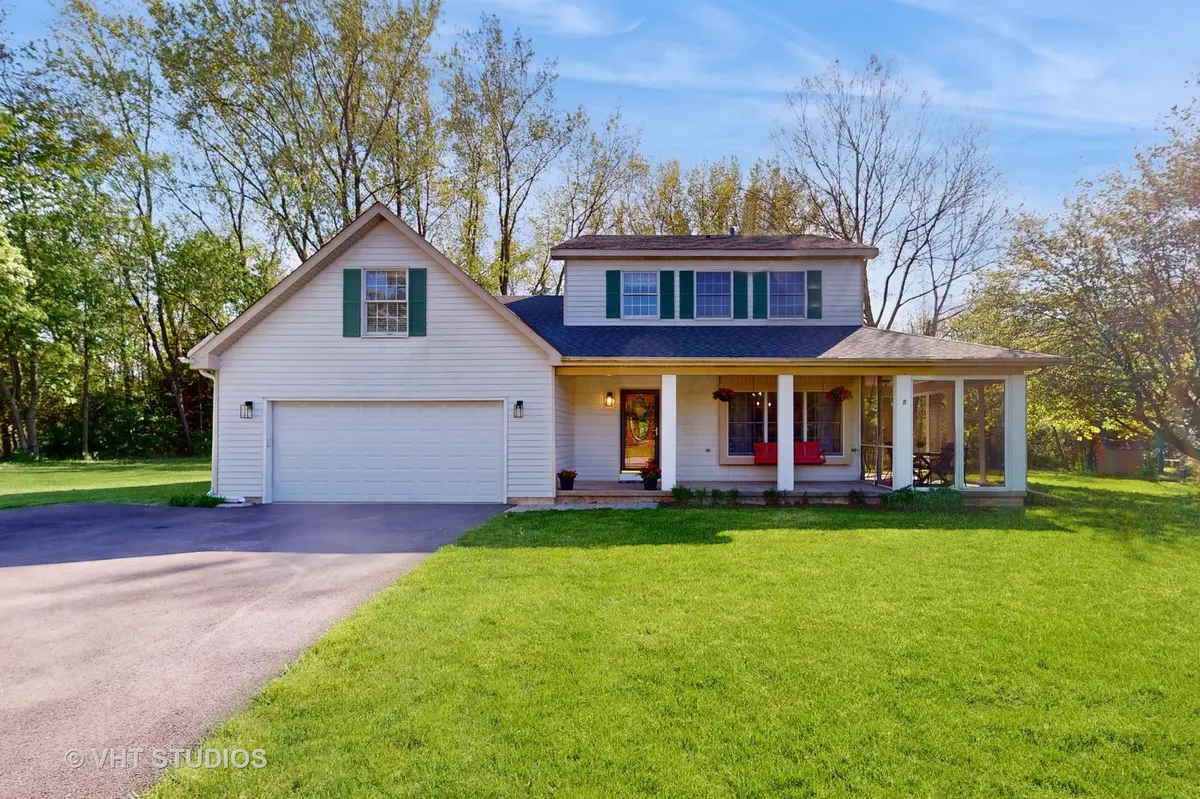 39W065 Cheyenne CT, Elgin, IL 60124
