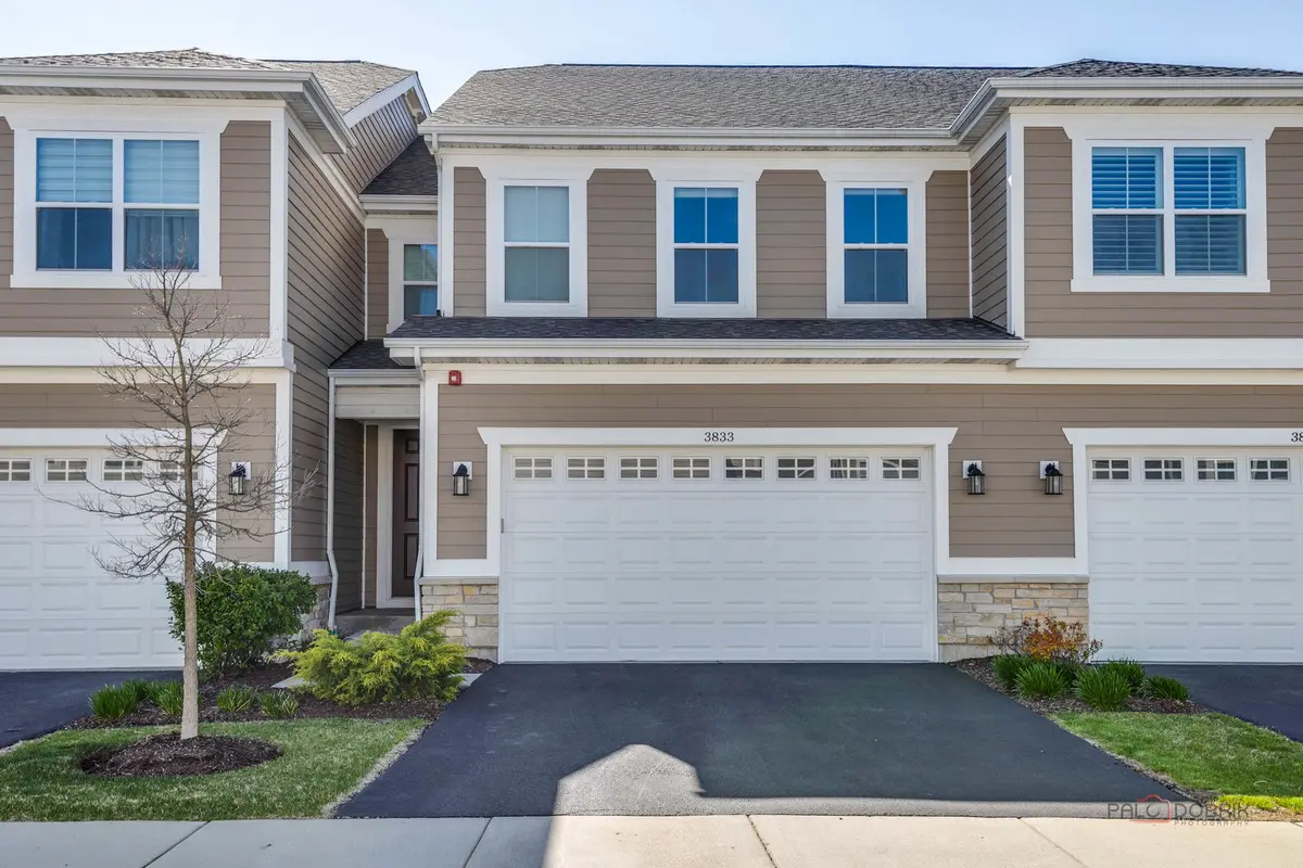 3833 Provenance WAY, Northbrook, IL 60062