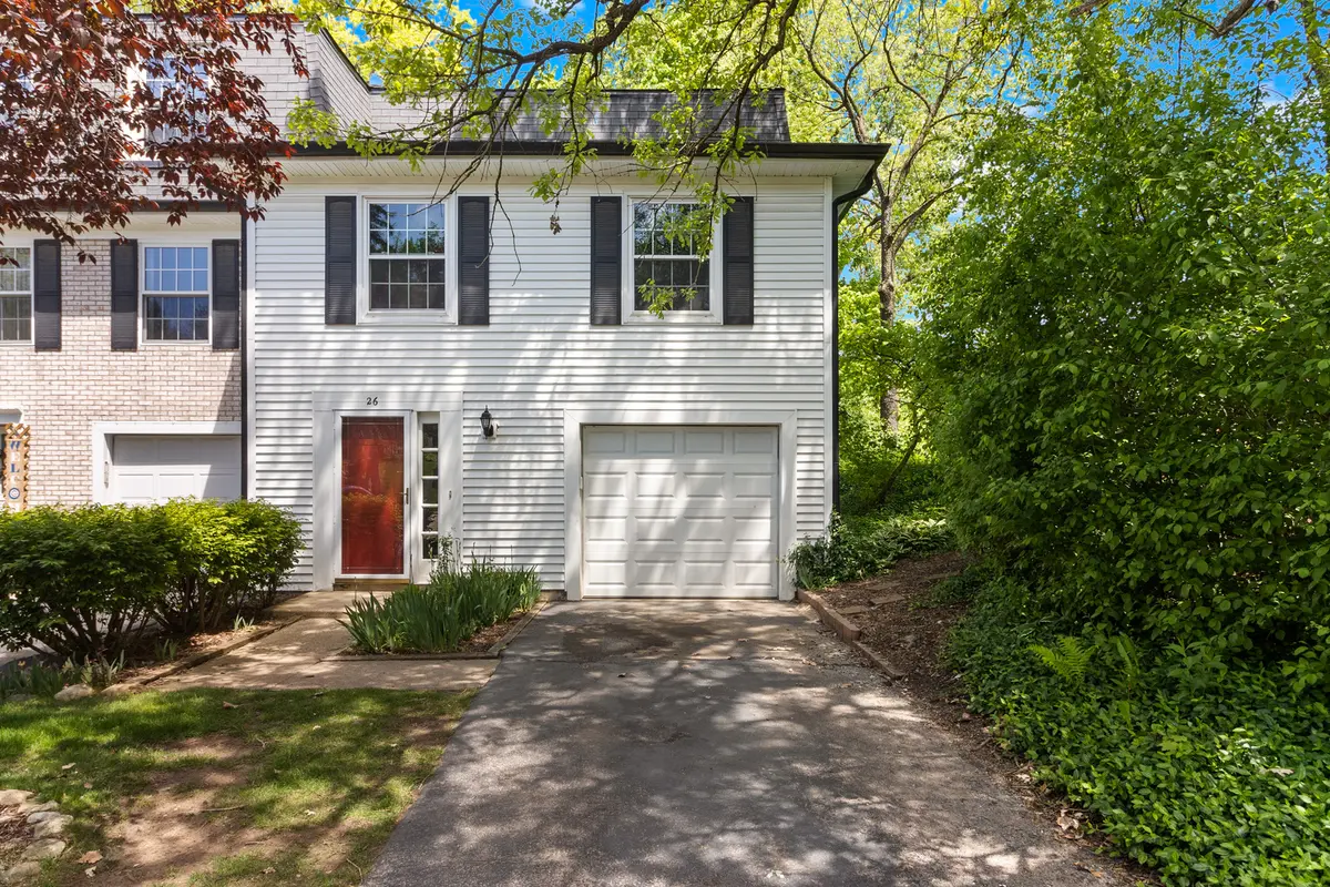 26 Hickory LN #26, Cary, IL 60013