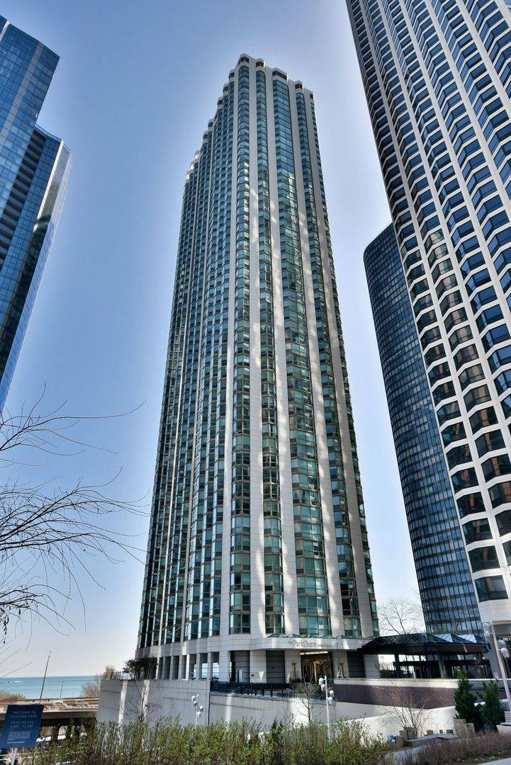 195 N Harbor DR #2308, Chicago, IL 60601