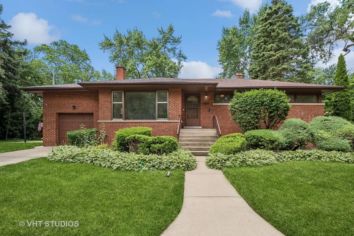 6344 N Ionia AVE, Chicago, IL 60646