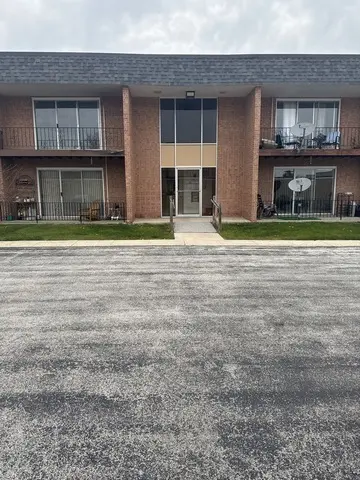 18340 CHERRY CREEK DR #7, Homewood, IL 60430