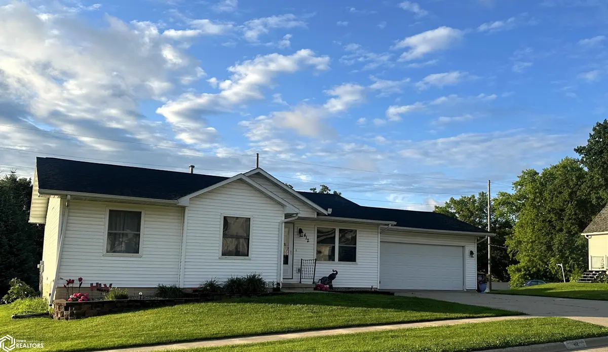412 3Rd ST, Victor, IA 52347