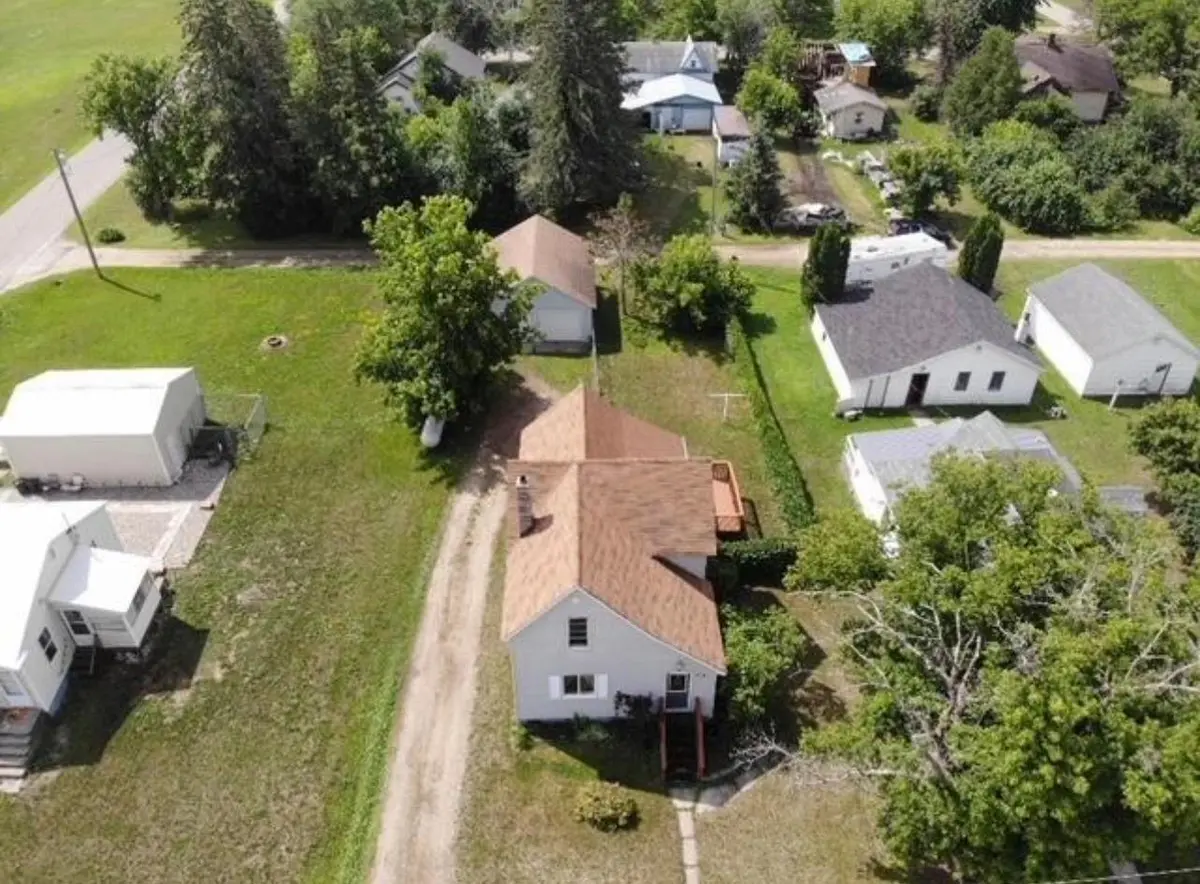 317 Minnesota AVE E, Sebeka, MN 56477