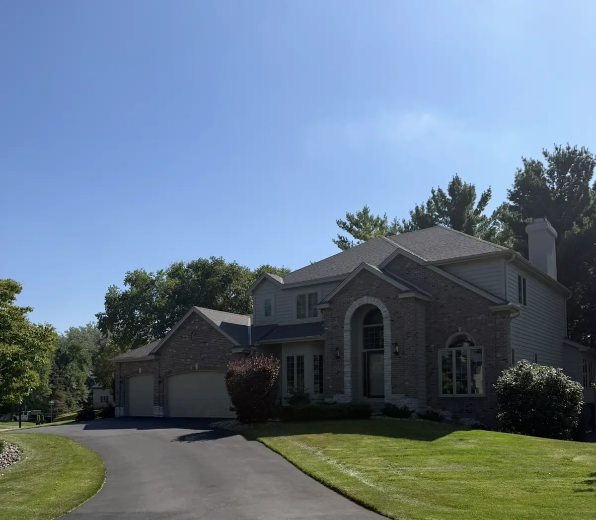 11086 Holland CIR, Eden Prairie, MN 55347