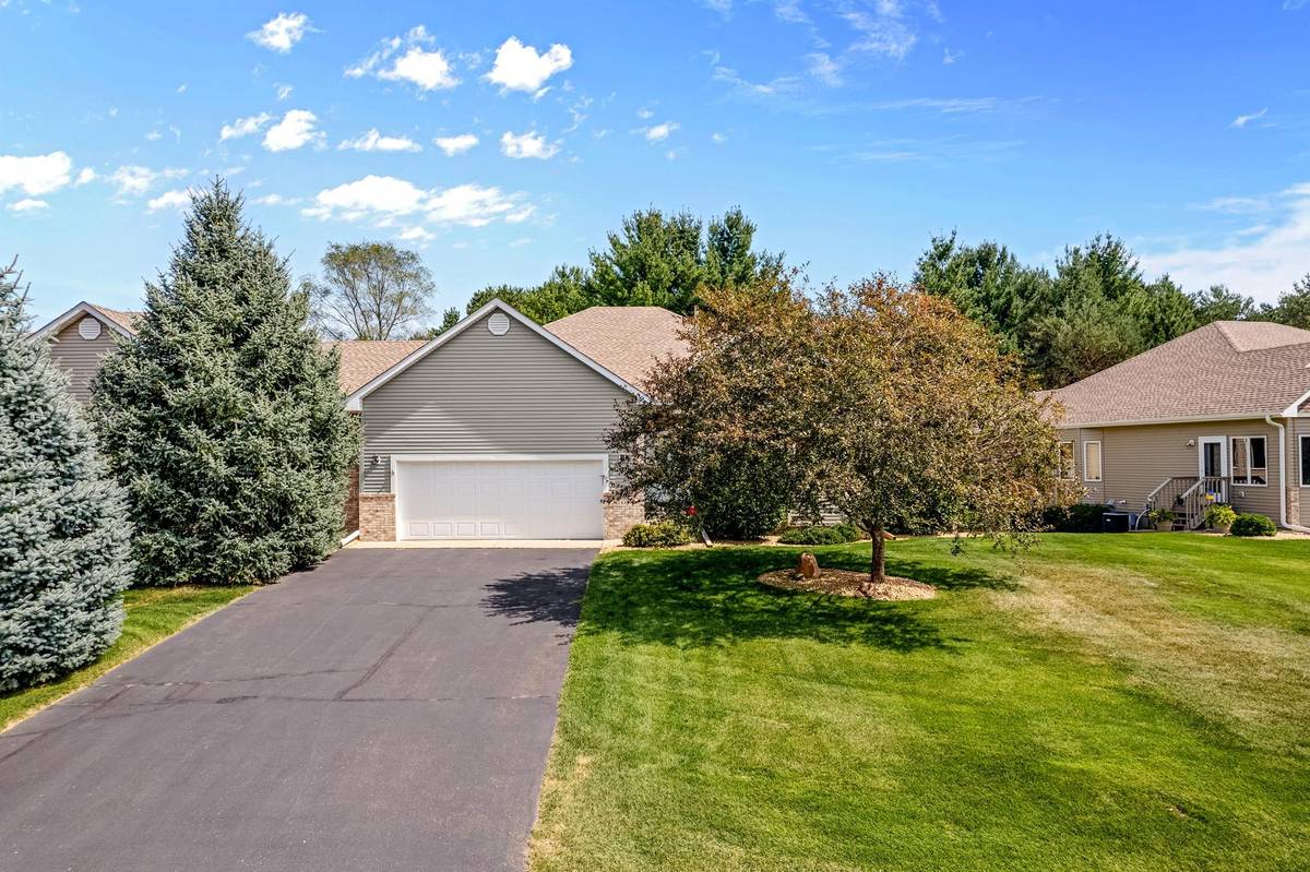 14329 Rochester ST NE, Ham Lake, MN 55304