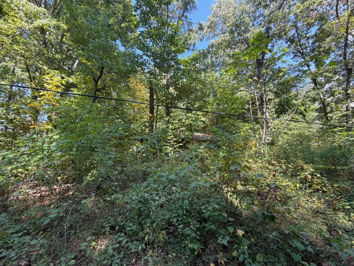 2742 Michigan Avenue Rd #NE, Cleveland, TN 37323