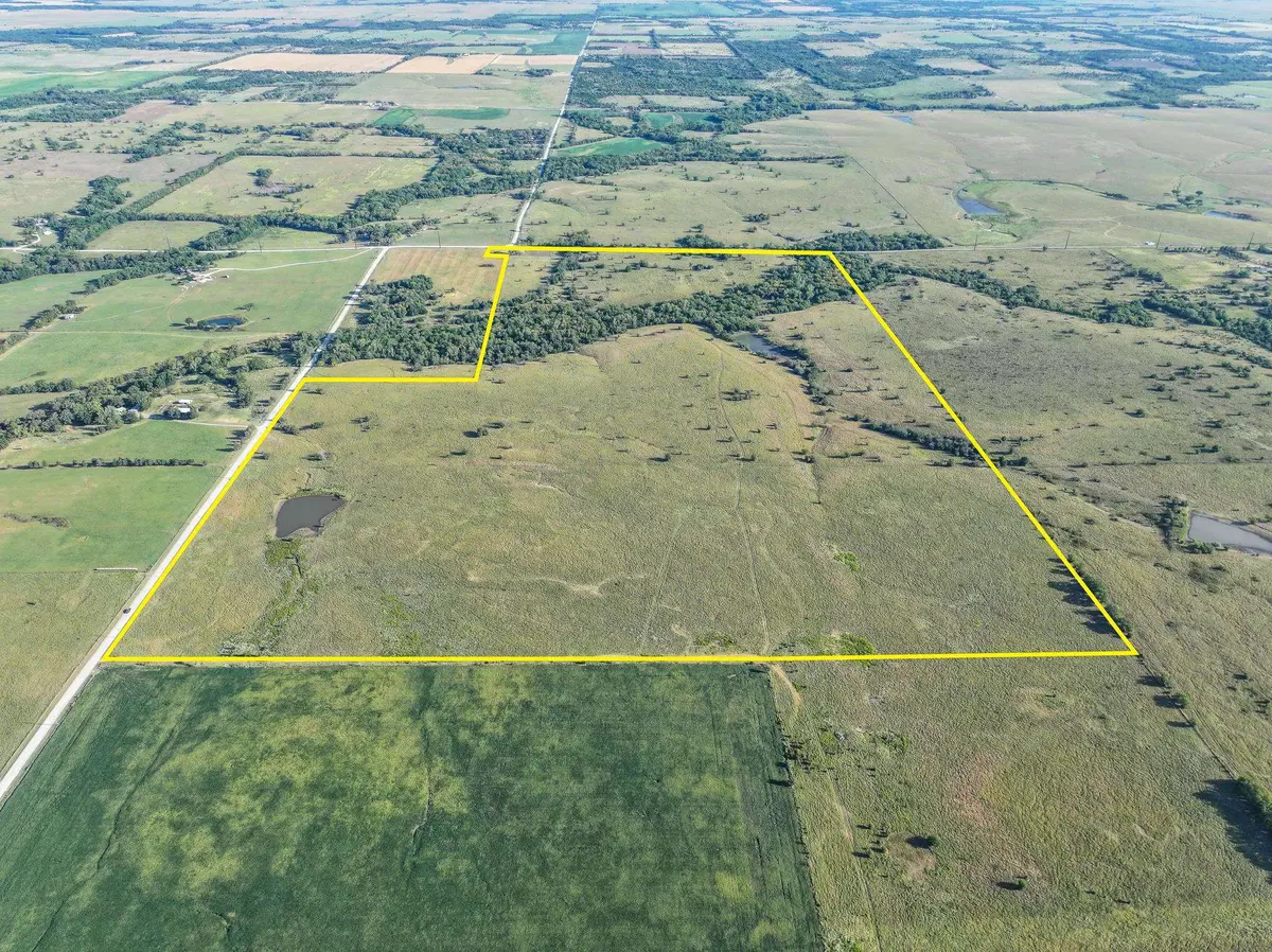 504 SW Hunter Rd, Towanda, KS 67144