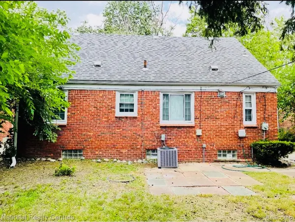 17691 Avon AVE, Detroit, MI 48219