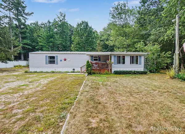 2705 W Southern AVE, Peacock Twp, MI 49304