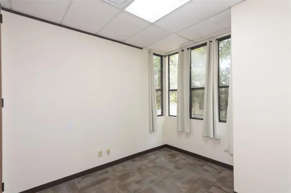 3624 N Hills DR #D216, Austin, TX 78731