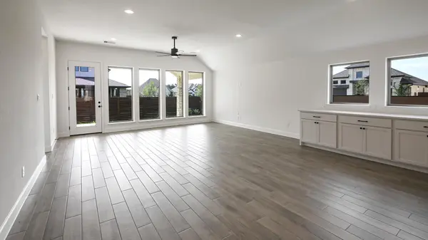 316 Foxfire CV, Lockhart, TX 78644