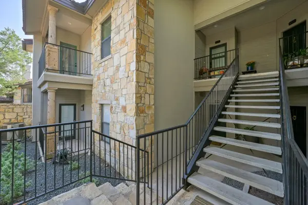 1000 Liberty Park DR #407, Austin, TX 78746