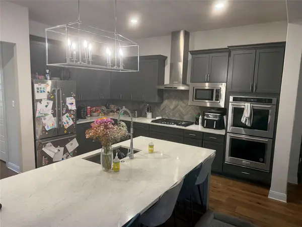 104 Caleb CT, Spicewood, TX 78669
