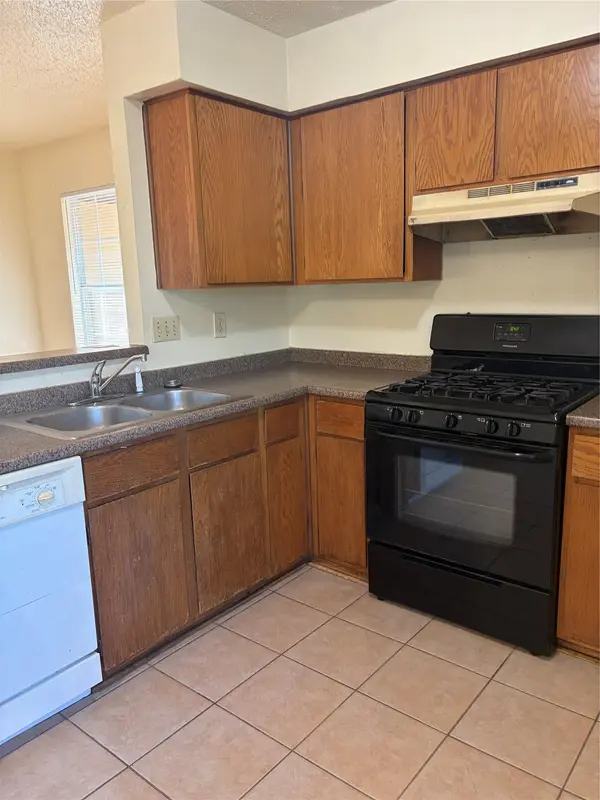 2311 Rachael CT #C, Austin, TX 78748