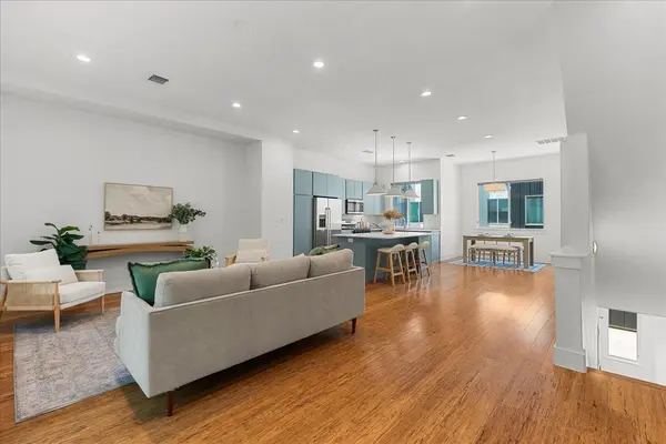 1801 E 2nd ST #8, Austin, TX 78702