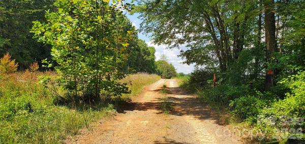 3641 US Highway 21 HWY, Hamptonville, NC 27020