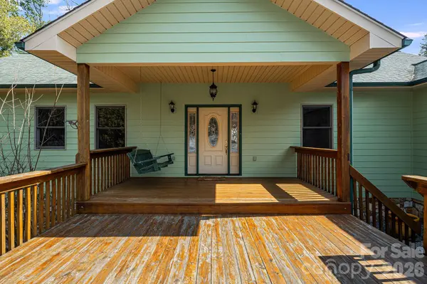 20 Stony Crest DR, Spruce Pine, NC 28777