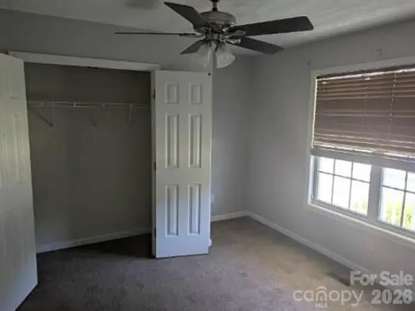 1379 Old Whiteville RD, Lumberton, NC 28358