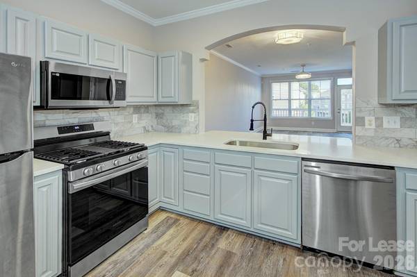 210 S Cedar ST, Charlotte, NC 28202