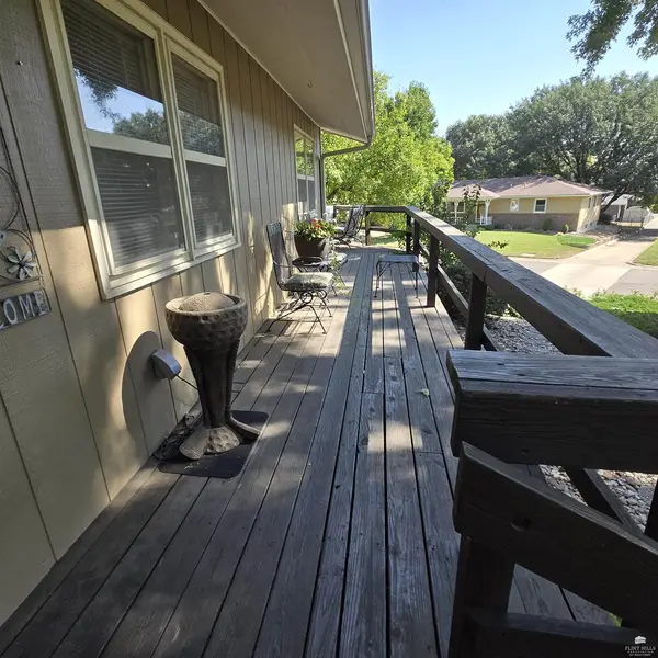 411 NE 16th ST, Abilene, KS 67410