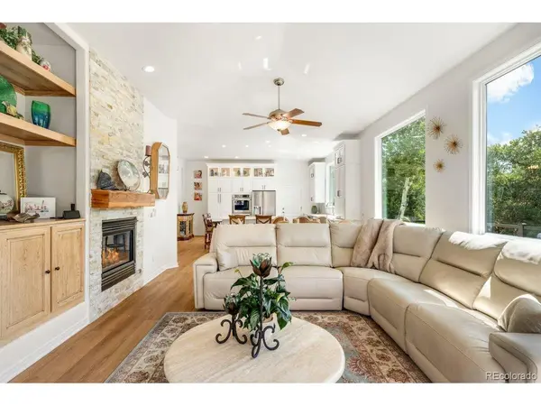 6653 Bright Water, Littleton, CO 80125