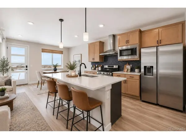 1232 S Algonquian, Aurora, CO 80018