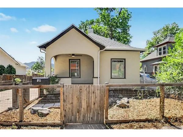 911 W Pikes Peak, Colorado Springs, CO 80905