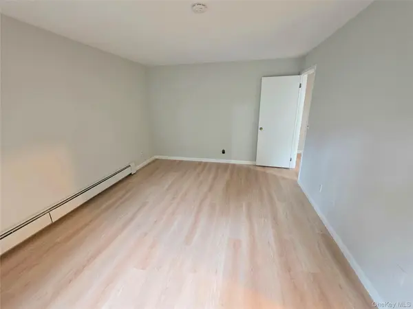 43 Doxbury LN #43, Suffern, NY 10901