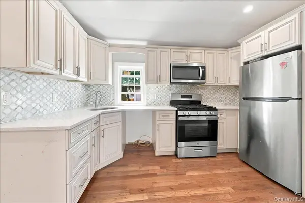 18920 117th RD, Saint Albans, NY 11412