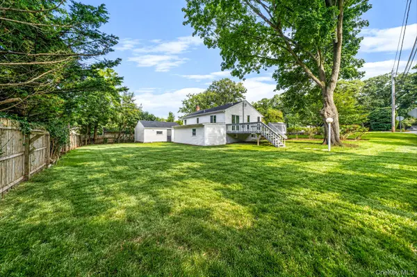 14 Millers RD, Sound Beach, NY 11789
